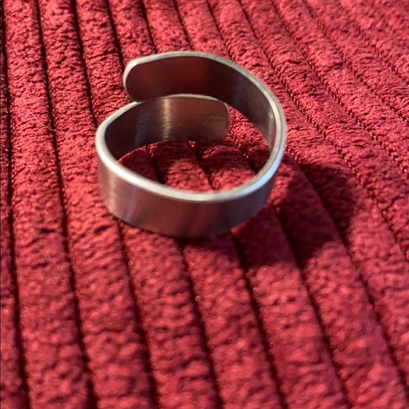 Custom ring - Picture 3 of 3